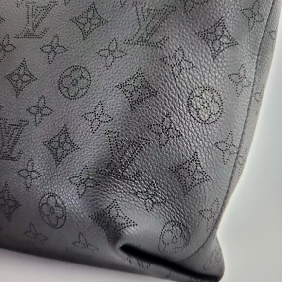 Louis Vuitton Why Knot MM Noir - Picture 7 of 16